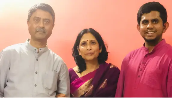 ANKUR DAS IAS With Her Parents