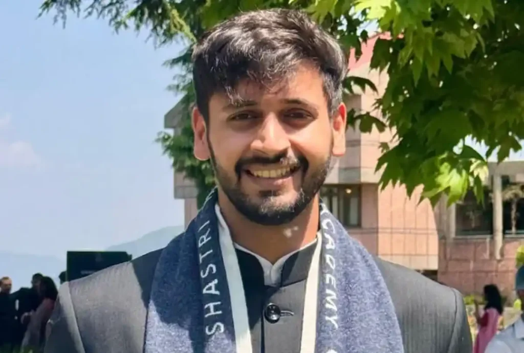 IAS TEJAS AGNIHOTRI Bio