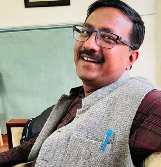 Pradeep Gawande IAS Wiki