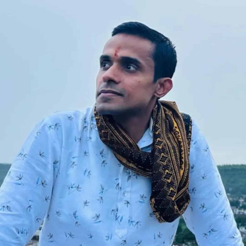 Vinay Tiwari