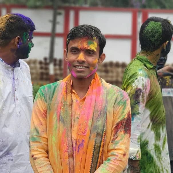 Vinay Tiwari IPS Age